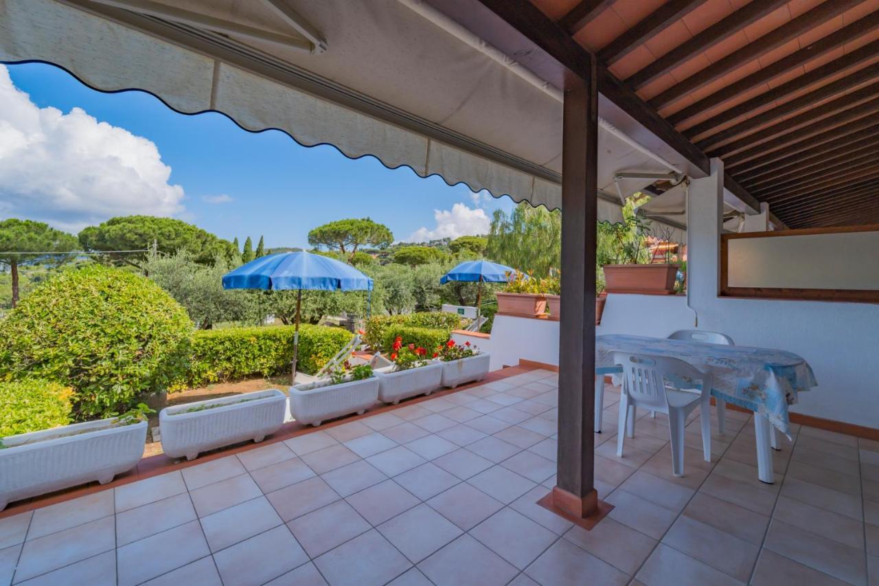 Residence Baia Delle Grazie Casa Morcone Eksteriør billede