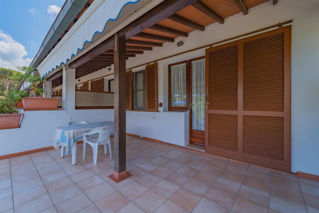 Residence Baia Delle Grazie Casa Morcone Eksteriør billede