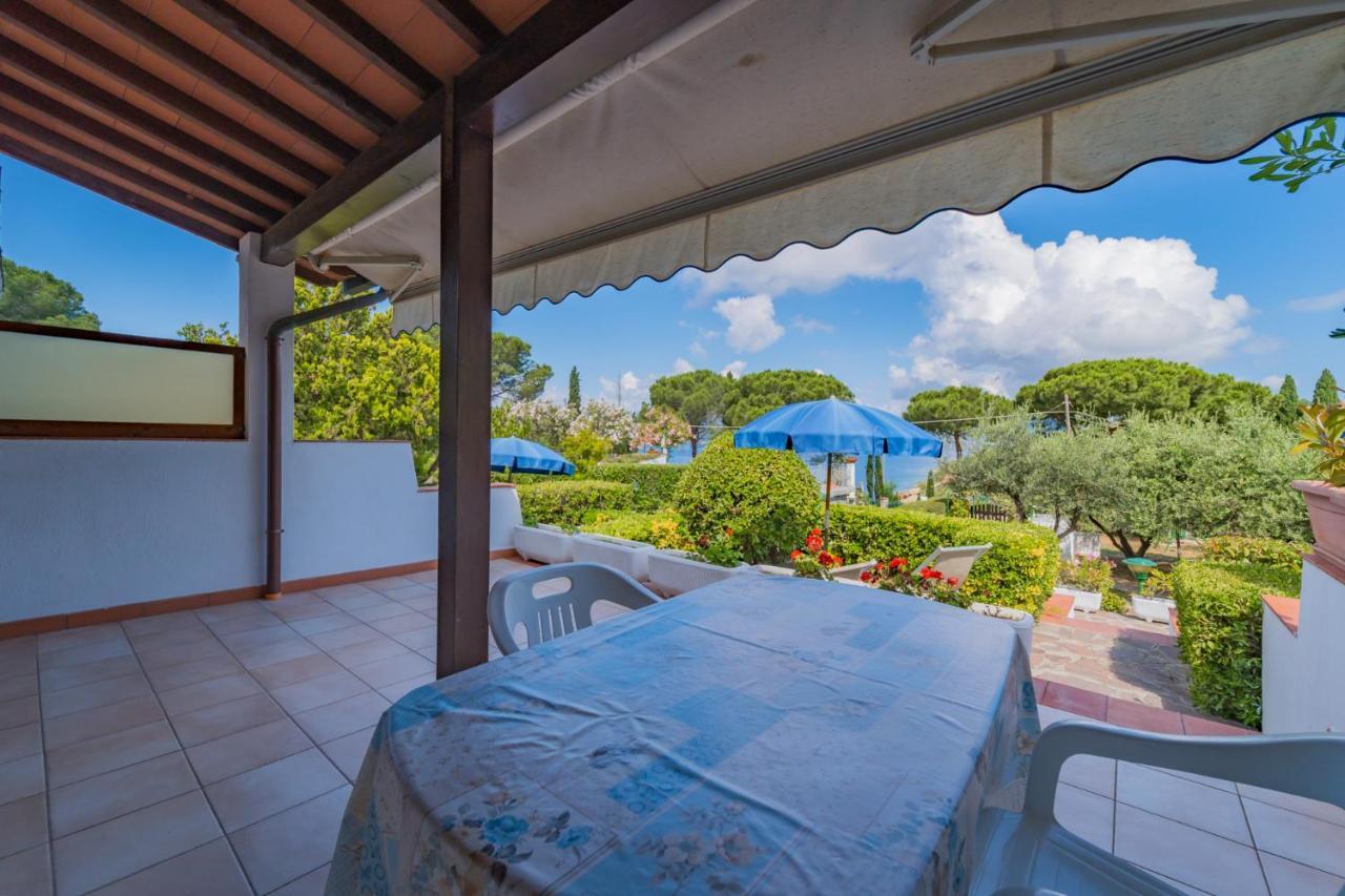 Residence Baia Delle Grazie Casa Morcone Eksteriør billede