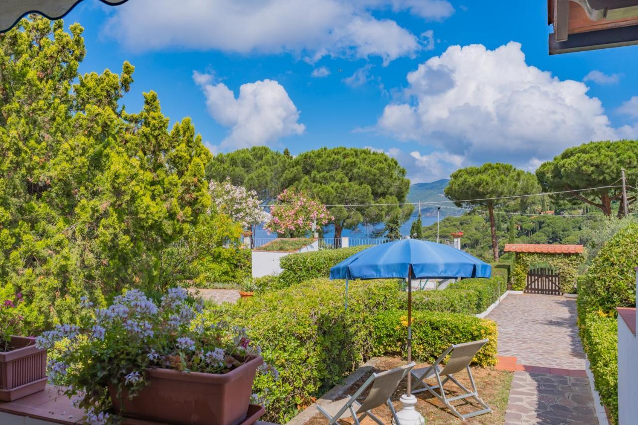 Residence Baia Delle Grazie Casa Morcone Eksteriør billede