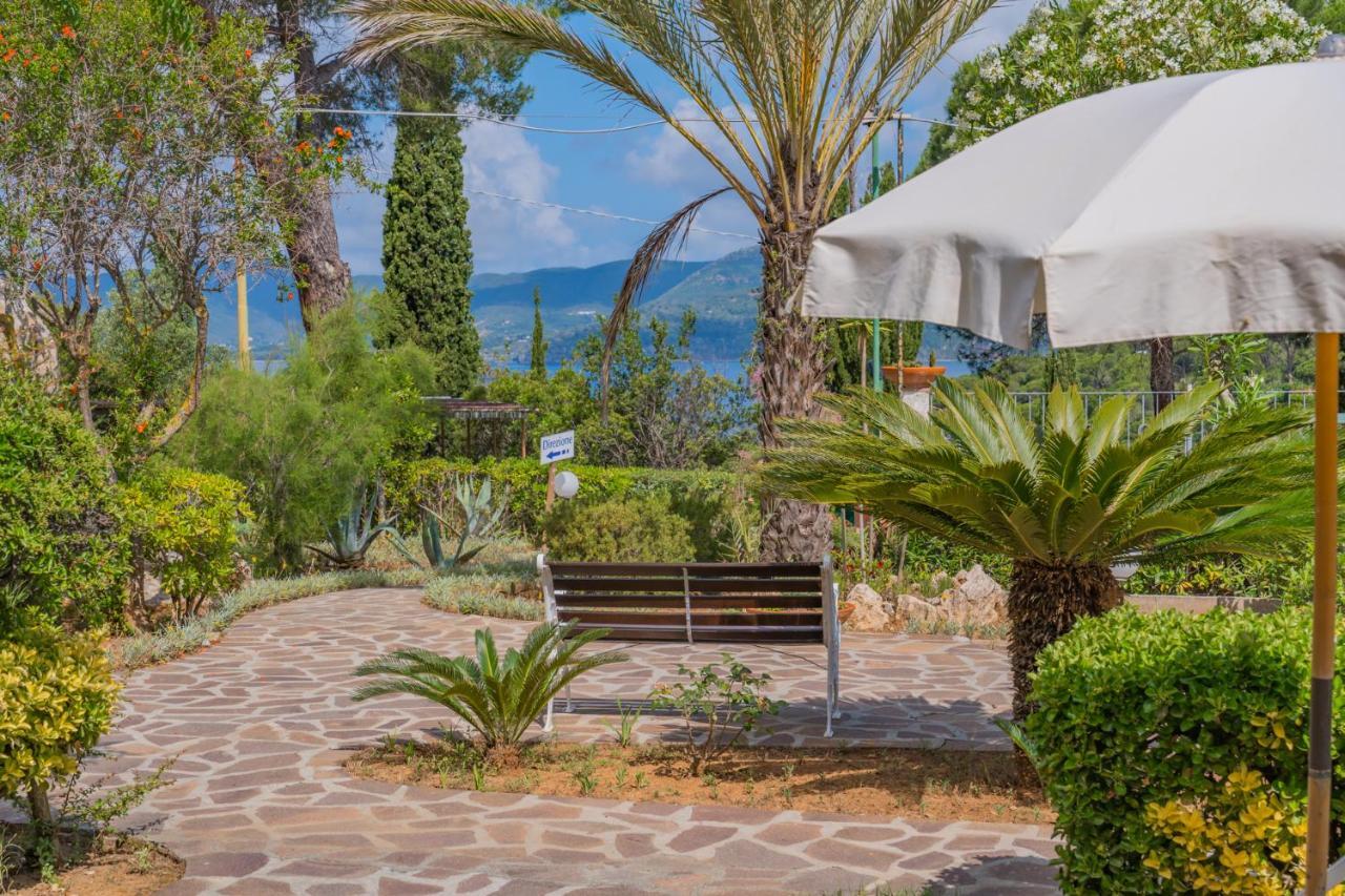 Residence Baia Delle Grazie Casa Morcone Eksteriør billede