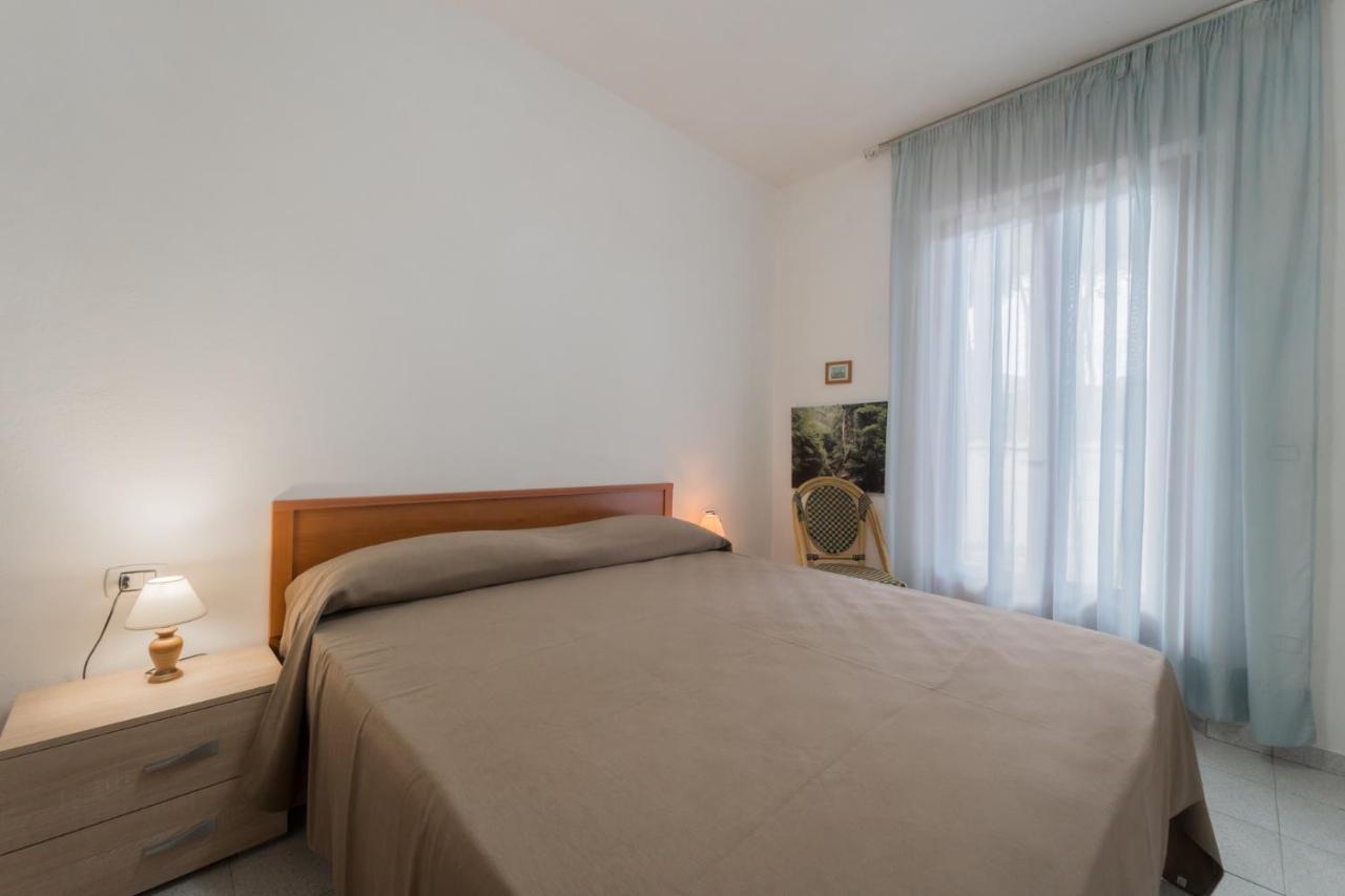 Residence Baia Delle Grazie Casa Morcone Eksteriør billede