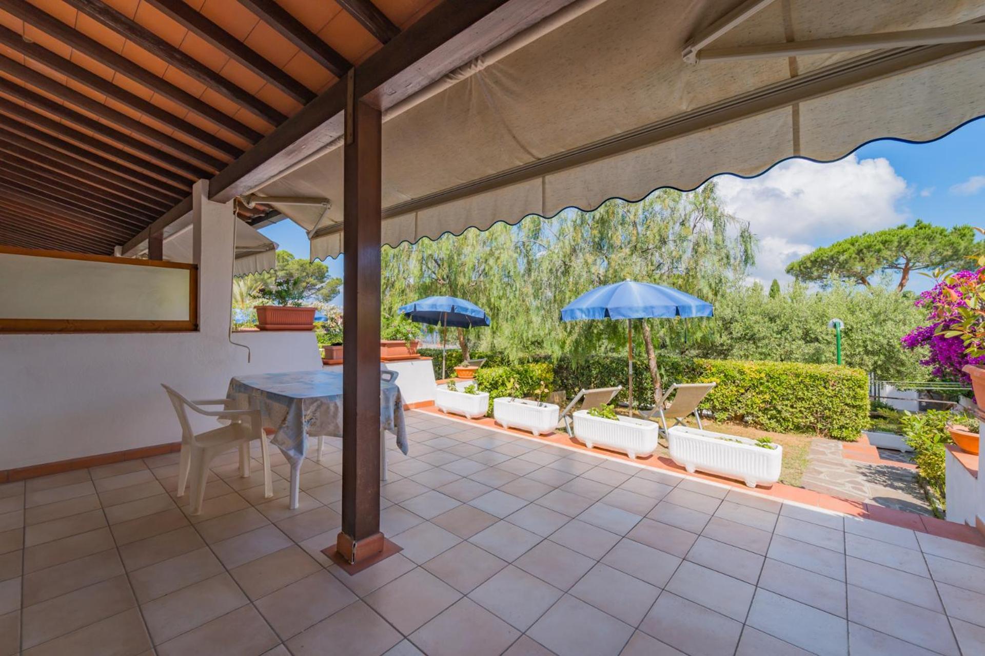 Residence Baia Delle Grazie Casa Morcone Eksteriør billede