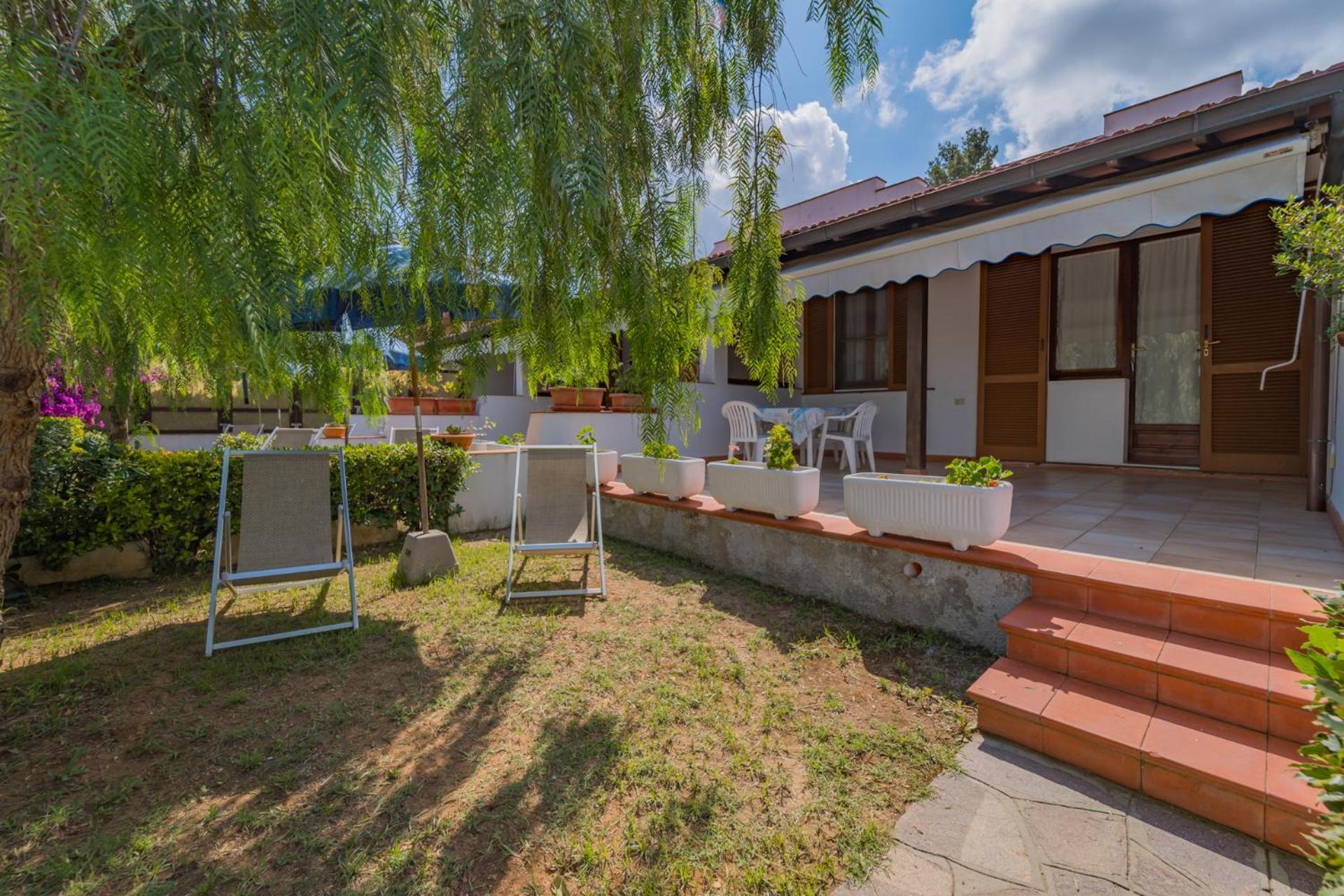 Residence Baia Delle Grazie Casa Morcone Eksteriør billede